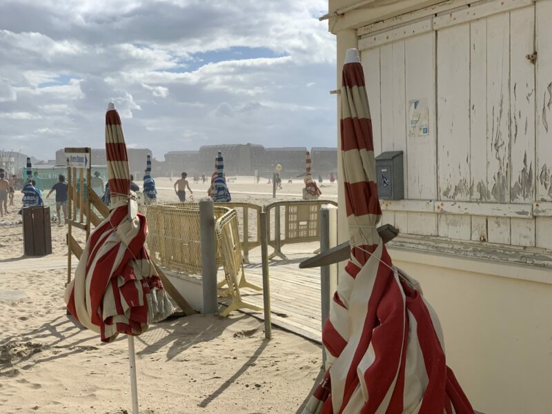 Normandie Rundreise, Strand von Trouville