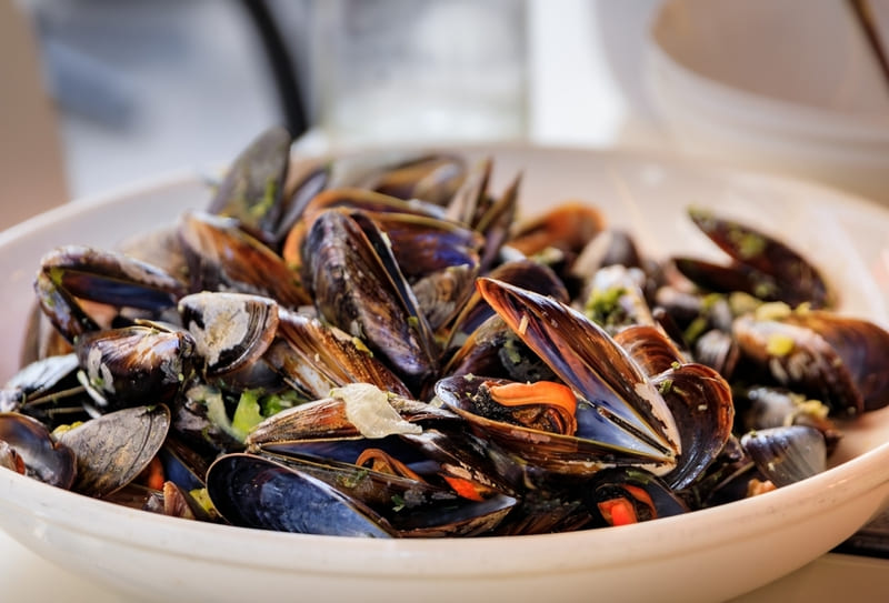 galette - eine Portion Moules in der Bretagne