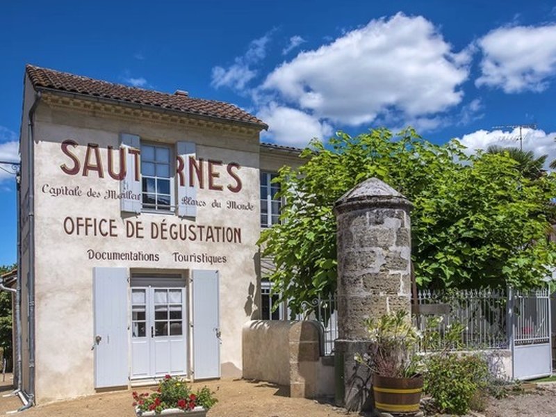 Außenansicht einer kleinen Privatunterkunft in Sauternes nahe Bordeaux
