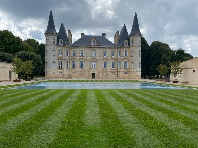 Château Pichon Longueville im Médoc bei einer Bordeaux Wein- und Genussreise individuell